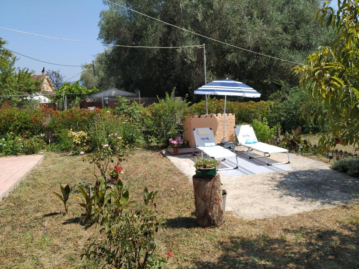 Family Holiday Apartment With Garden & Bbq Velonádes Exterior foto
